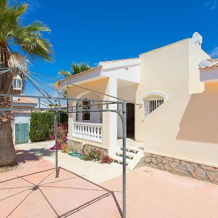 Ch Isla Menorca فيلة سيوداد كيسادا