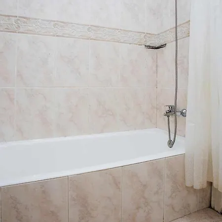 Ch Isla Menorca سيوداد كيسادا