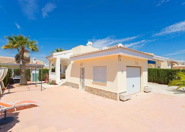 Ch Isla Menorca Villa *