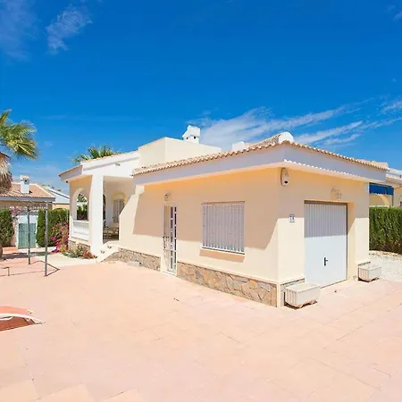 Ch Isla Menorca Villa *